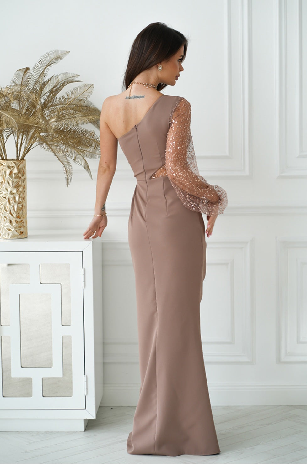 Robe longue élégante une manche à paillettes marron clair Bicotone