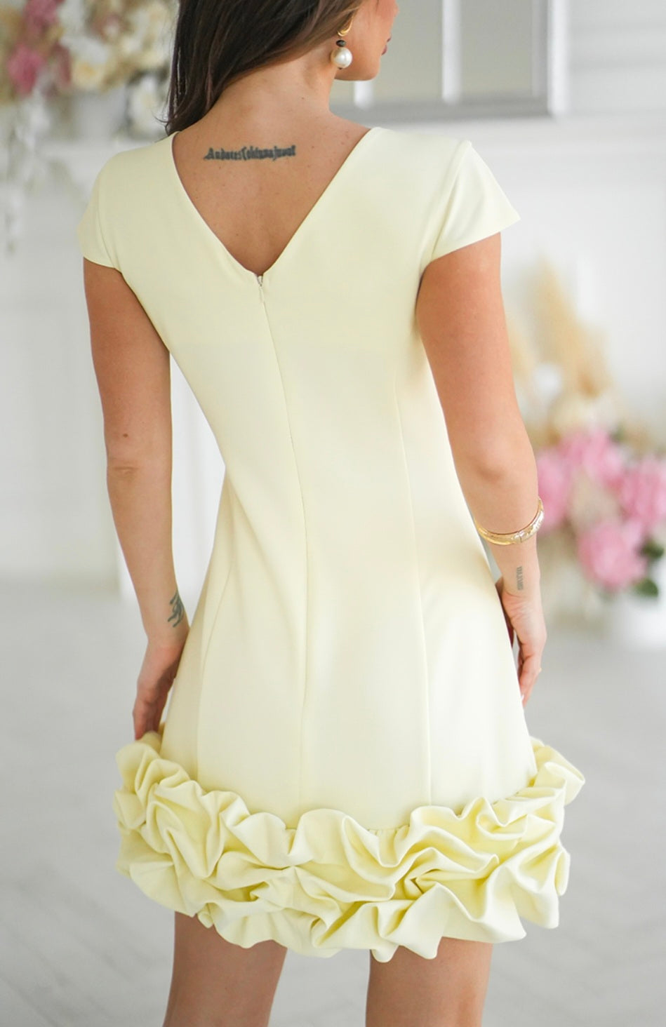 Robe élégance volants courte
